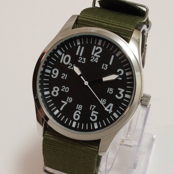 Men's Quartz Field Watch Silver Tone Case Green Military Strap 42mm - Picture 7 of 11